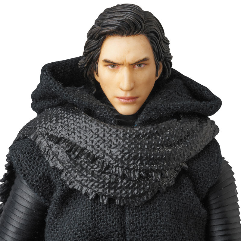 MAFEX No.027 Kylo Ren "Star Wars: The Force Awakens" - Image 4