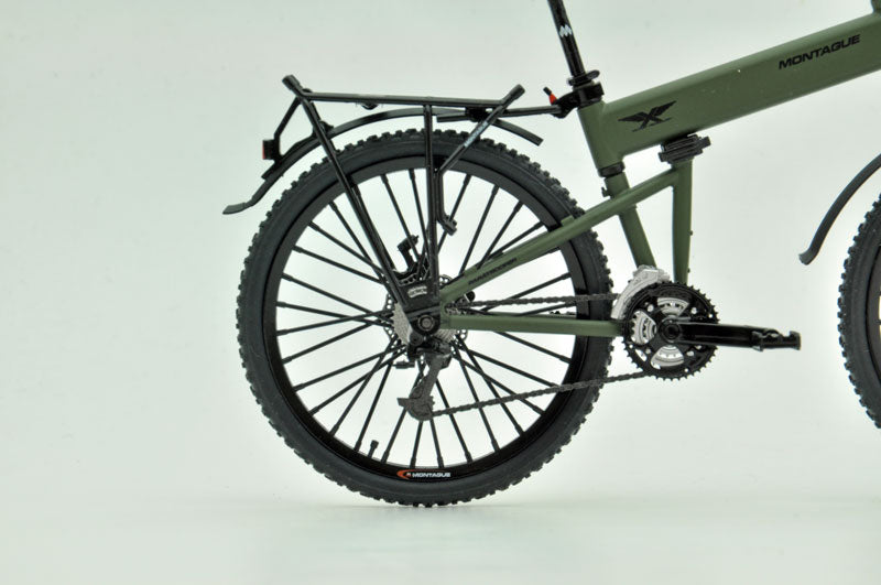 LittleArmory [LM003] Montague Paratrooper - Image 8