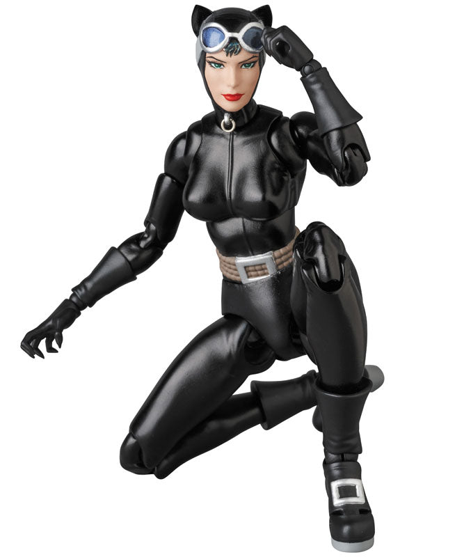 MAFEX No.123 MAFEX CATWOMAN (HUSH Ver.) - Image 10