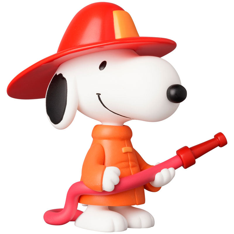 Ultra Detail Figure No.695 UDF PEANUTS Series 14 FIREMAN SNOOPY - Image 2