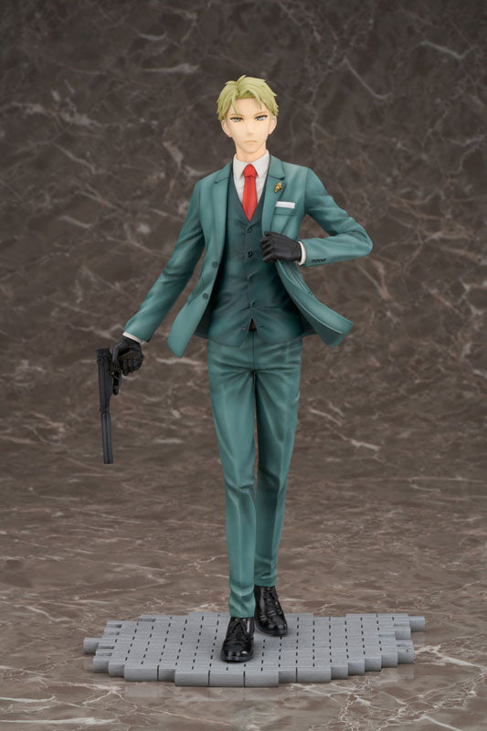 Spy x Family Loid Forger 1/7 Figure - Image 2