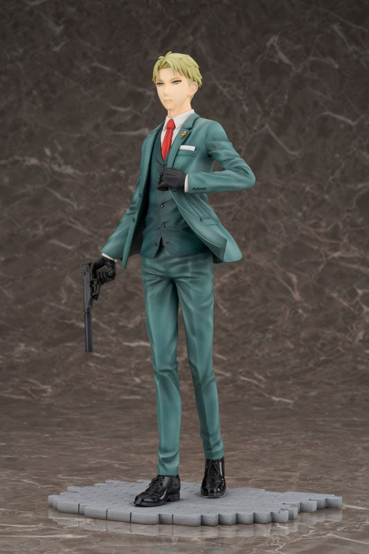 Spy x Family Loid Forger 1/7 Figure - Image 4