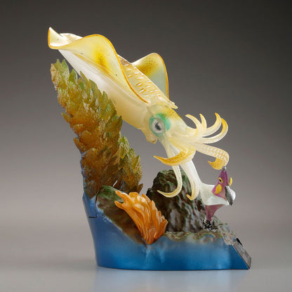 STRIKE FANTASY Bigfin Reef Squid Figure - Image 3