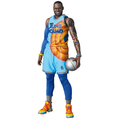 MAFEX No.197 LeBron James SPACE JAM: A NEW LEGACY Ver. - Image 8