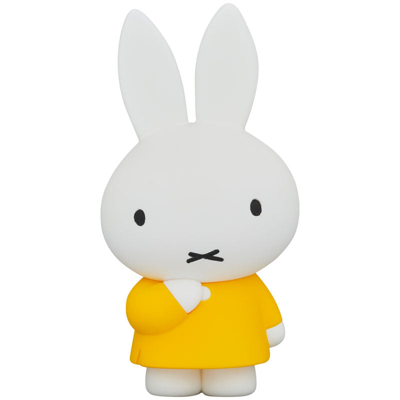 Ultra Detail Figure No.715 UDF Dick Bruna Series 6 Miffy "My Throat Hurts" - Image 2