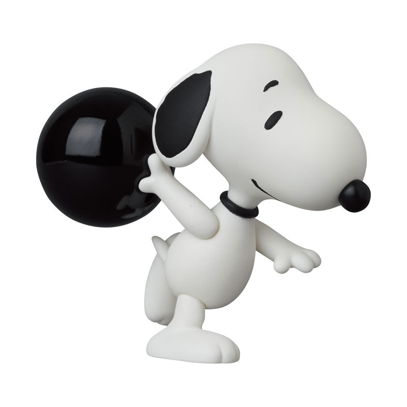 Ultra Detail Figure No.721 UDF PEANUTS SERIES 15 BOWLER SNOOPY - Image 3