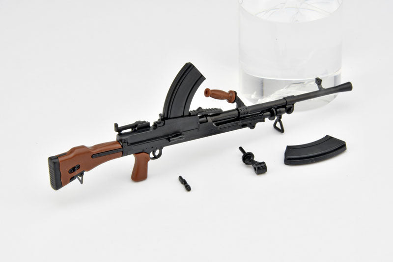 LittleArmory Strike Witches ROAD to BERLIN Bren Light Machine Gun Mk.1 1/12 Plastic Model - Image 3