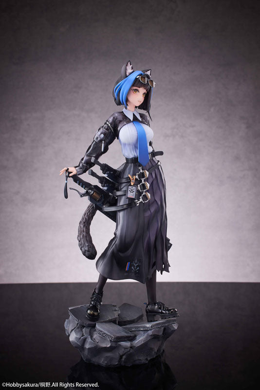 Kuro 1/7 Figure - Image 5