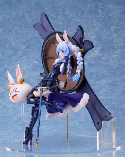 Usada Pekora x Mash Kyrielight 1/7 Collaboration Figure - Image 5