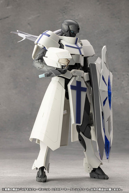 UNLIMITED UNIVERSE MEGALOMARIA Metamorphose Unit Exarmor Cleric Coat Plastic Model - Image 8