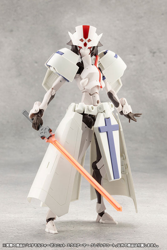 UNLIMITED UNIVERSE MEGALOMARIA Metamorphose Unit Exarmor Cleric Coat Plastic Model - Image 16