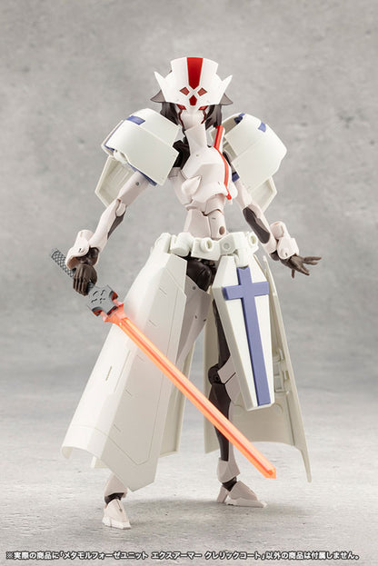 UNLIMITED UNIVERSE MEGALOMARIA Metamorphose Unit Exarmor Cleric Coat Plastic Model - Image 16