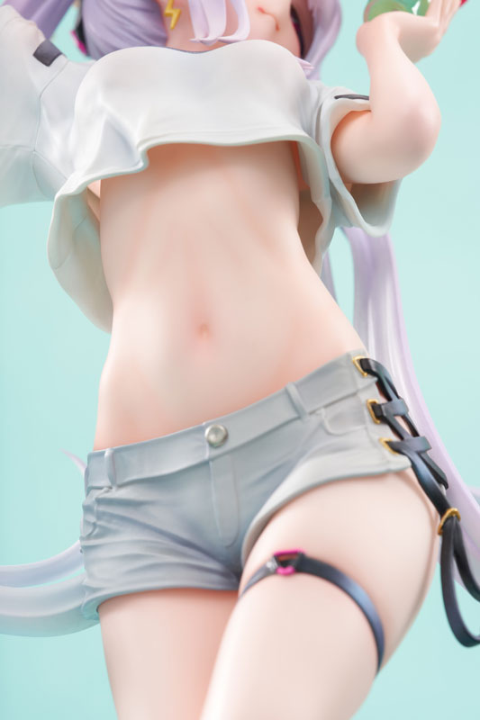 Spark 1/7 Figure - Image 7