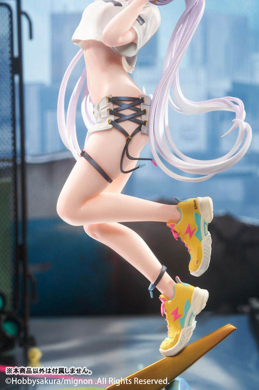 Spark 1/7 Figure - Image 15