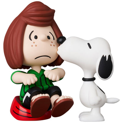 Ultra Detail Figure No.827 UDF PEANUTS SERIES 17 Peppermint Patty & Snoopy - Image 2
