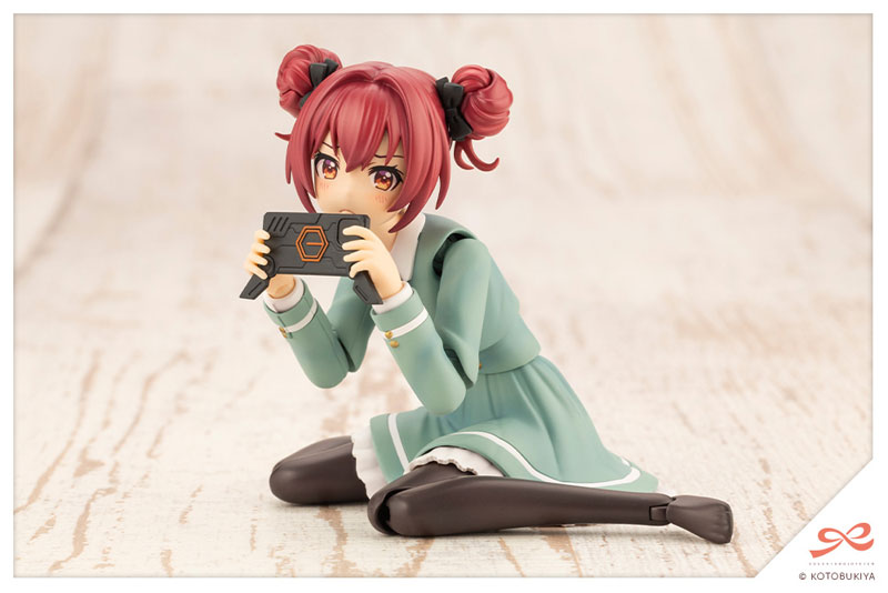 Sousai Shoujo Teien Emma Koishikawa St. Iris Winter Uniform 1/10 Plastic Model - Image 12