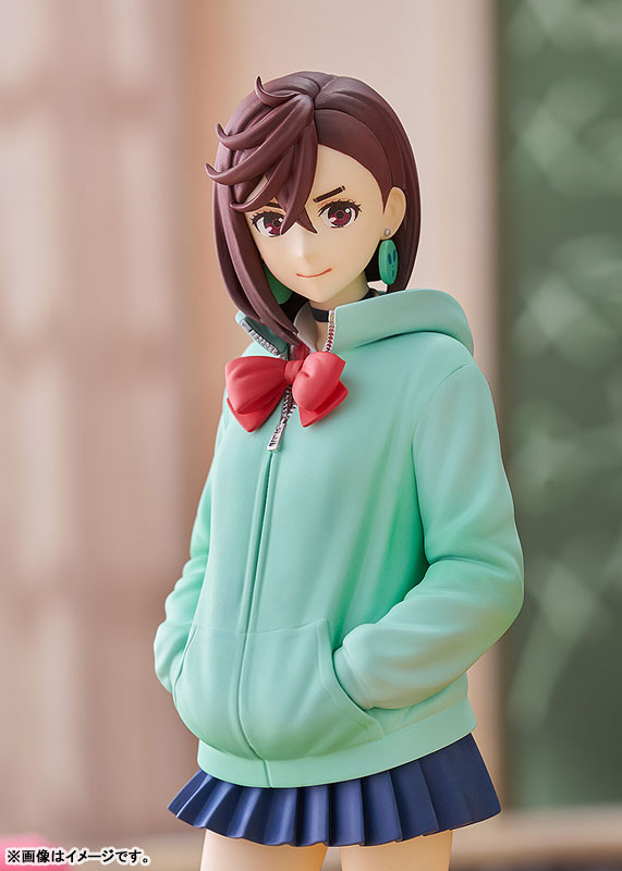 POP UP PARADE Dandadan Momo Complete Figure - Image 3