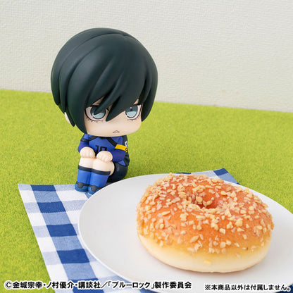 LookUp Bluelock Rin Itoshi Japan National Representative Match ver. Figure - Image 9