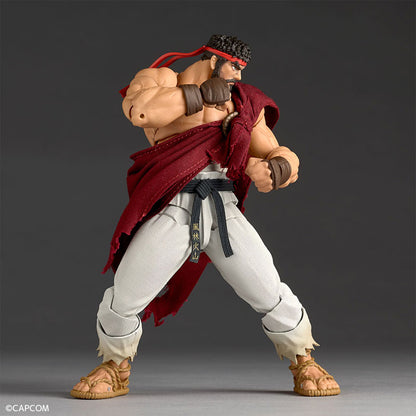 Revoltech Amazing Yamaguchi Street Fighter 6 Ryu - Image 4