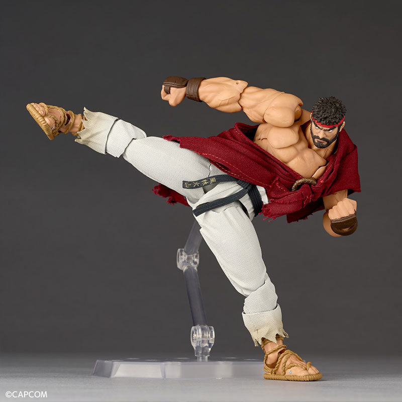 Revoltech Amazing Yamaguchi Street Fighter 6 Ryu - Image 10