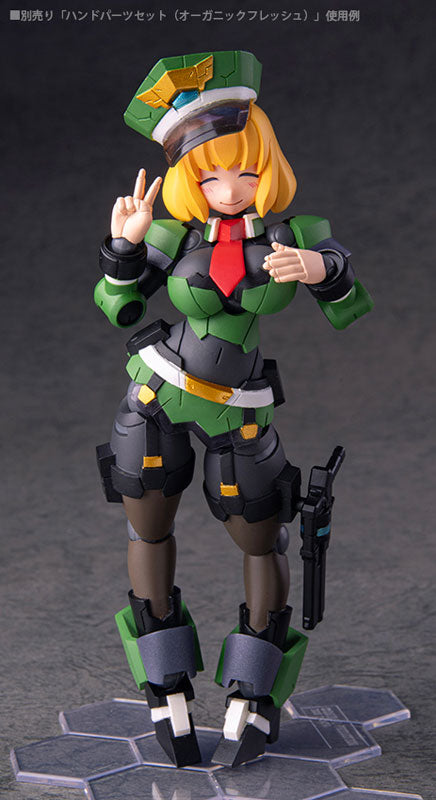 Polynian Iana / Wanda (Military Police) Figure - Image 9
