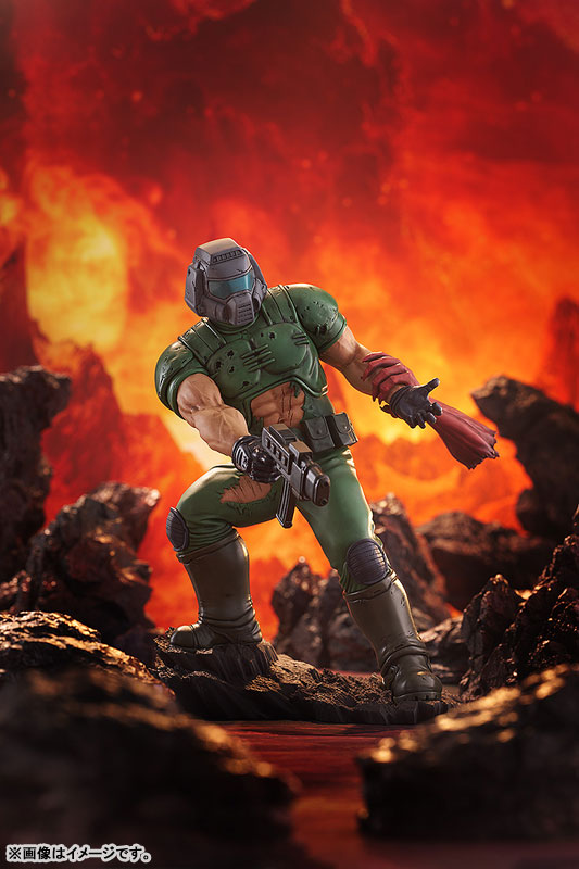 POP UP PARADE SP DOOM Doom Marine Figure - Image 3