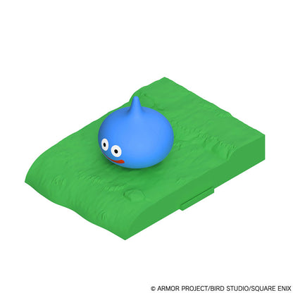 Dragon Quest Plastic Model Kit Series Slime w/Grassland Base - Image 5