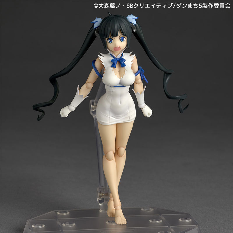 Revoltech Is It Wrong to Try to Pick Up Girls in a Dungeon? Hestia - Image 2
