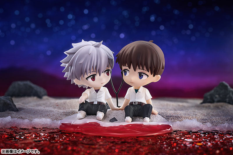 Mini Memory Rebuild of Evangelion Shinji Ikari & Kaworu Nagisa Figure - Image 6
