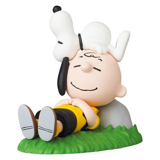 Ultra Detail Figure No.681 UDF PEANUTS SERIES 13 NAPPING CHARLIE BROWN & SNOOPY - Image 1