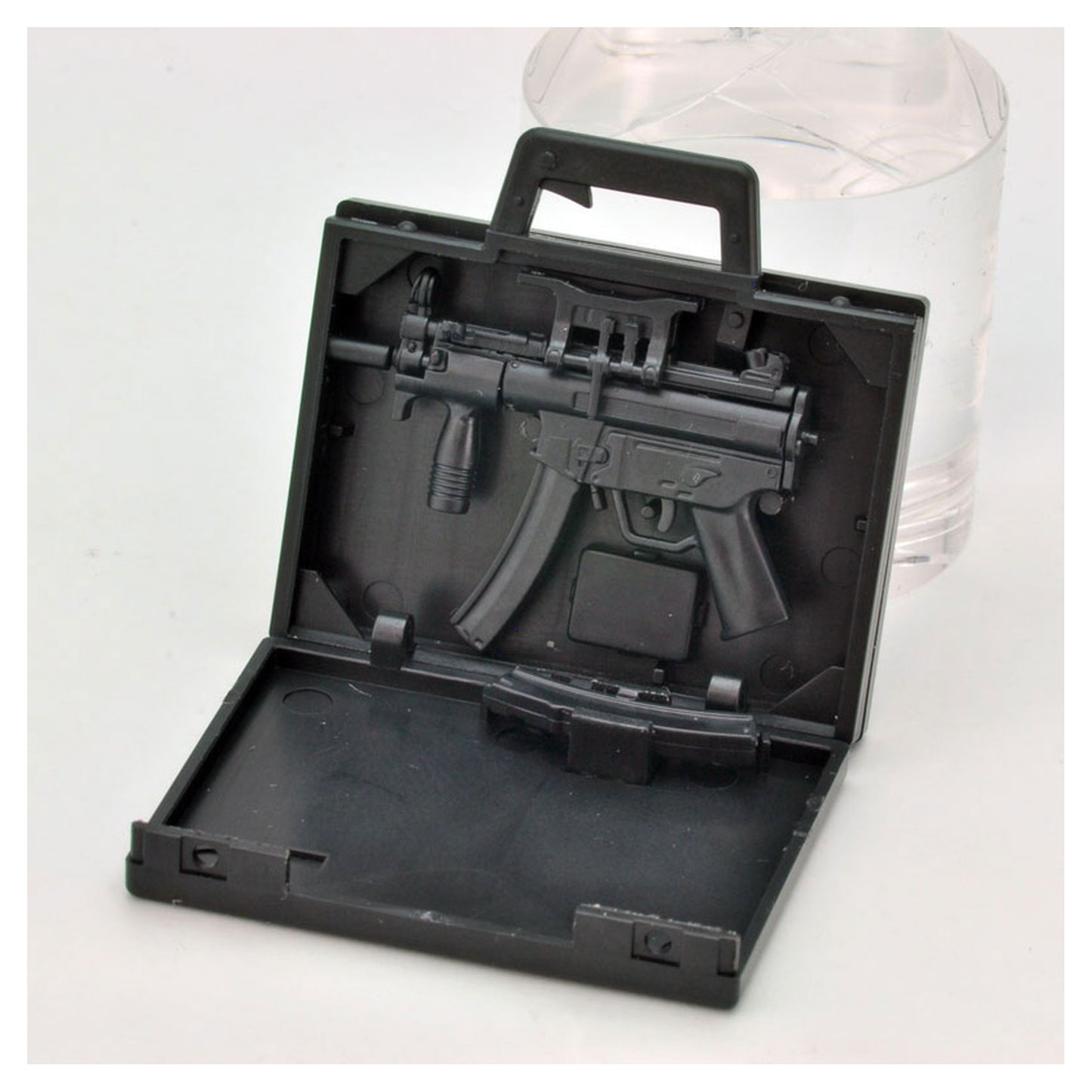 LittleArmory [LA045] MP5K Coffer Type 1/12 Scale Plastic Model - Image 1