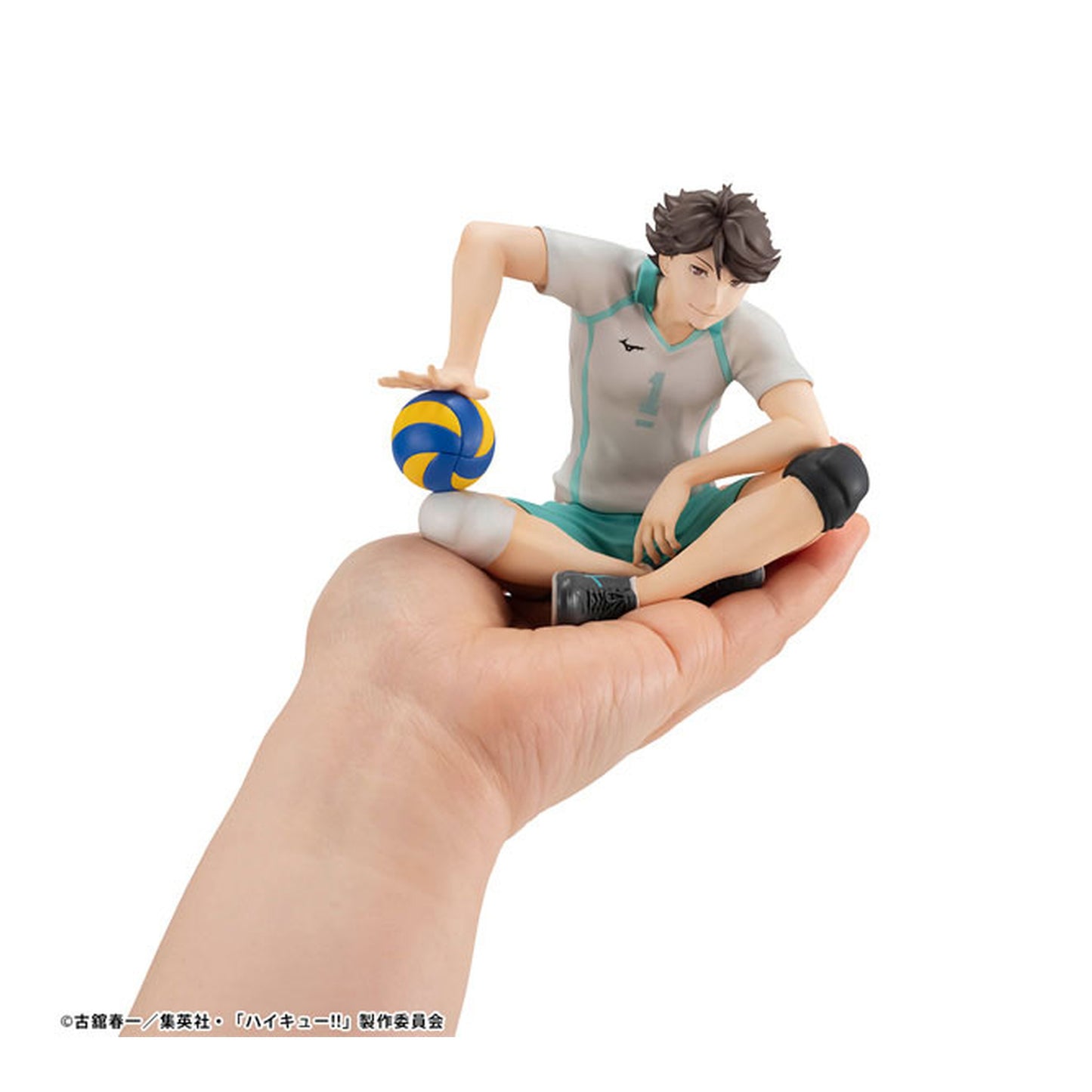 G.E.M. Series Haikyuu!! Palm Size Toru Oikawa Figure - Image 1