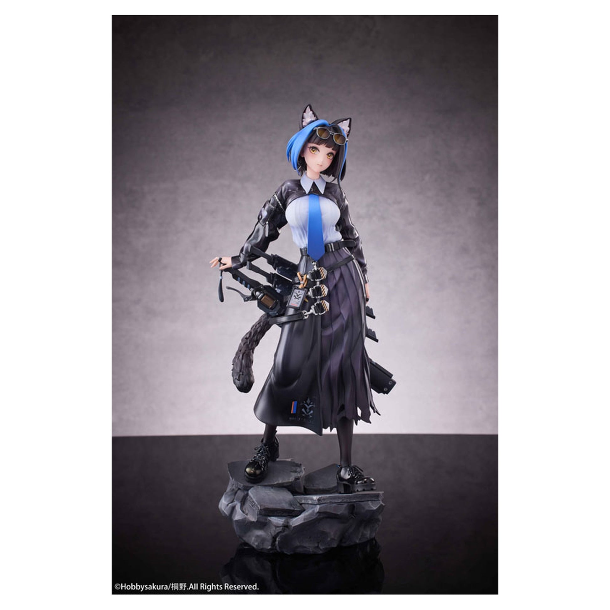 Kuro 1/7 Figure - Image 1