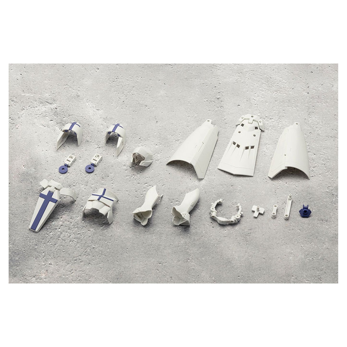 UNLIMITED UNIVERSE MEGALOMARIA Metamorphose Unit Exarmor Cleric Coat Plastic Model - Image 1