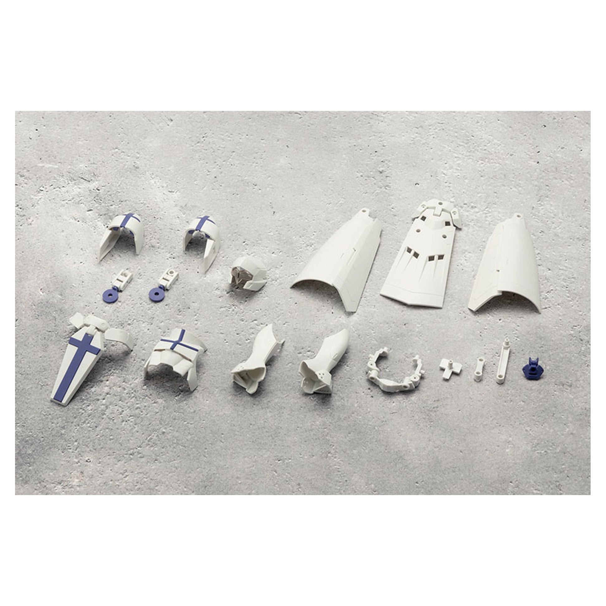 UNLIMITED UNIVERSE MEGALOMARIA Metamorphose Unit Exarmor Cleric Coat Plastic Model - Image 1