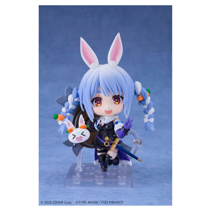 Nendoroid Usada Pekora (Mash Kyrielight Collaboration Ver.) - Image 1