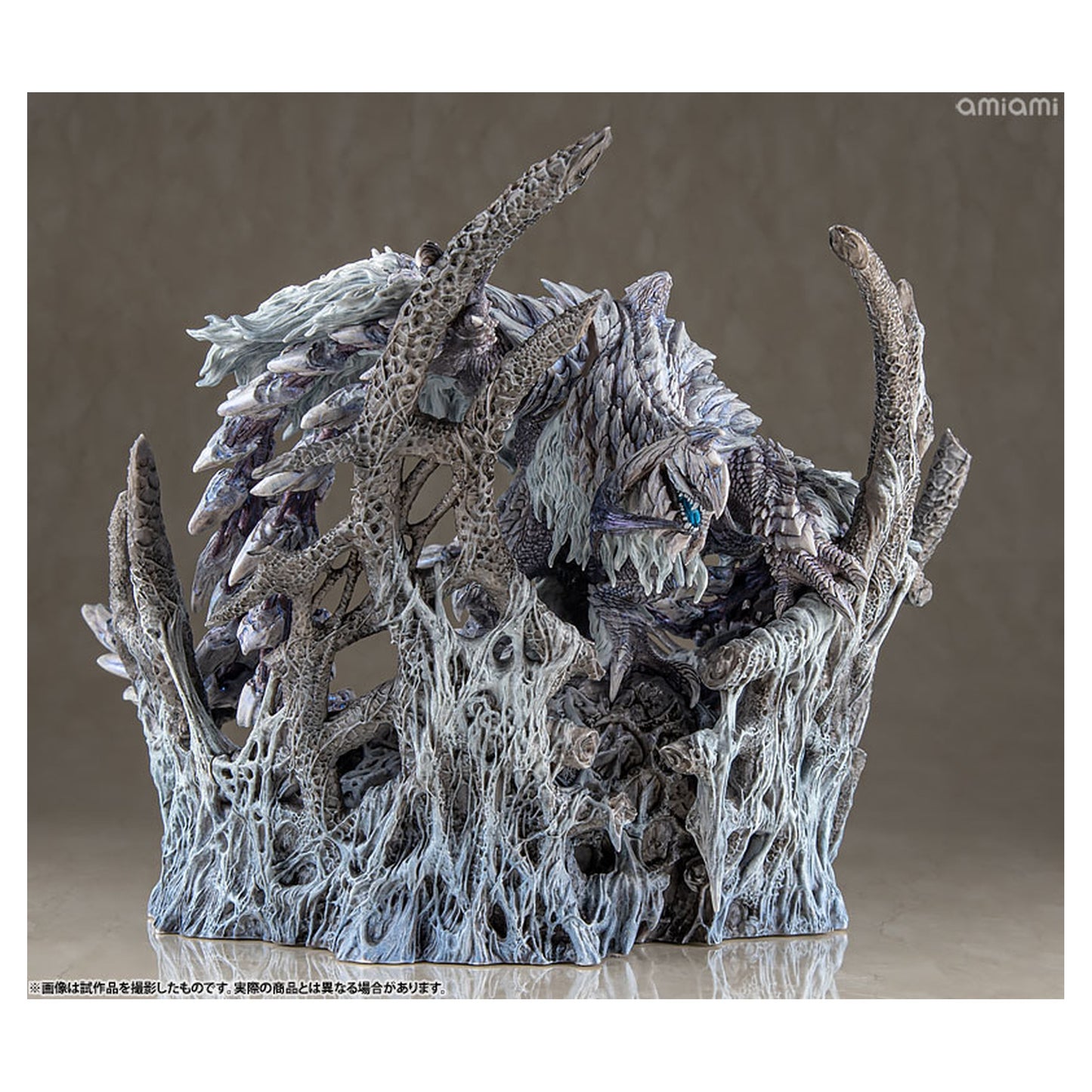 Capcom Figure Builder Creator's Model Chain Blade Wyvern Arkveld Figure - Image 1