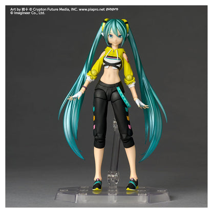 Revoltech Amazing Yamaguchi Hatsune Miku Fit Boxing Ver. - Image 1