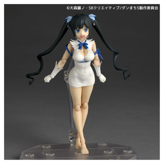 Revoltech Is It Wrong to Try to Pick Up Girls in a Dungeon? Hestia - Image 1