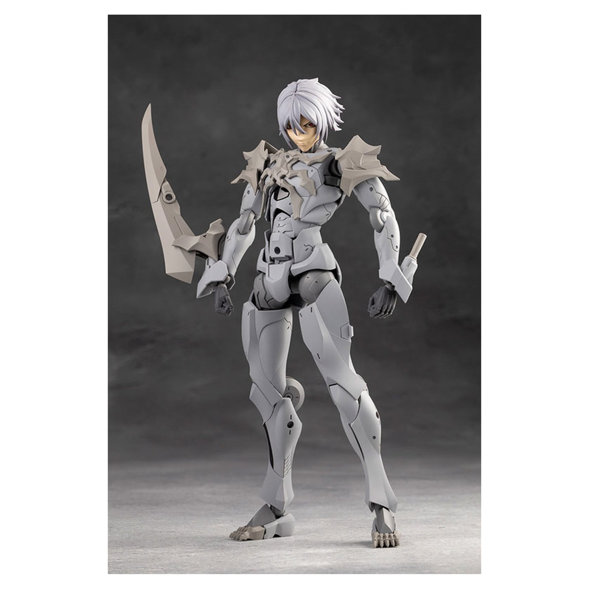 UNLIMITED UNIVERSE MEGALOMARIA ZIRCONIA Plastic Model - Image 1