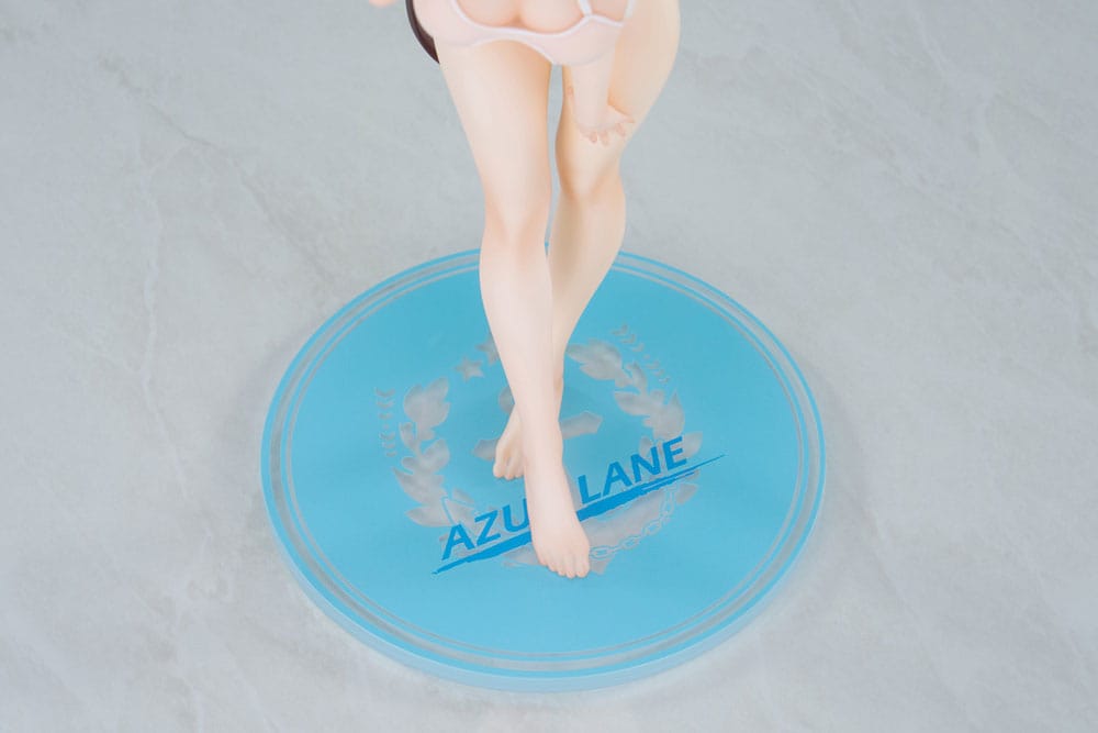 Azur Lane Limepie Series PVC Statue Takao Beach Rhapsody Ver. 22 cm