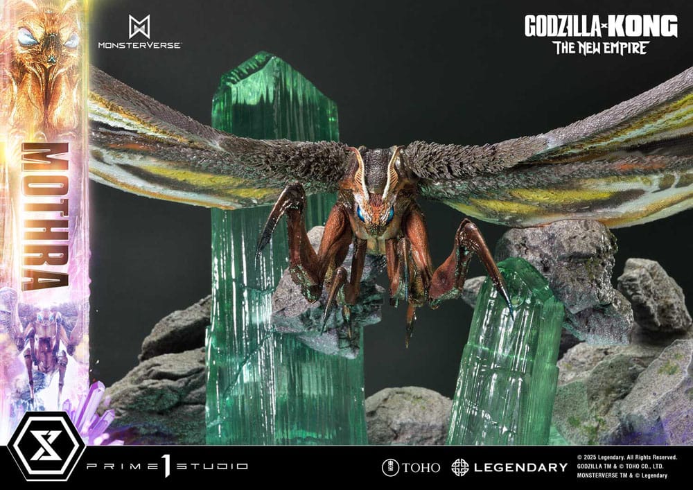 Godzilla x Kong: The New Empire Ultimate Diorama Masterline Series Statue Mothra 113 cm
