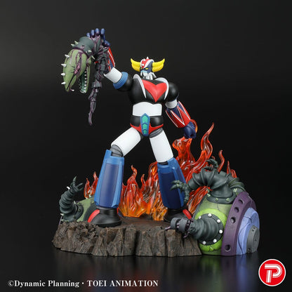 Grendizer Scene Selection 01 PVC Statue Grendizer a cry of Victory 14 cm