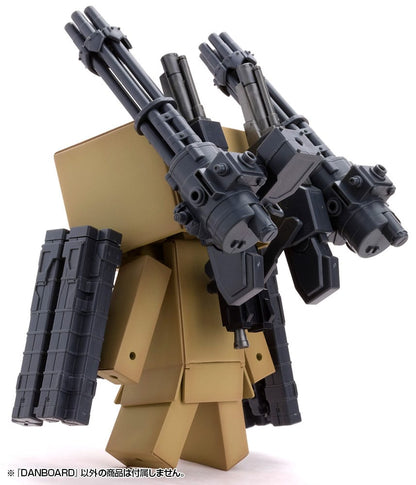 Yotsubato! Plastic Model Kit Danboard 13 cm