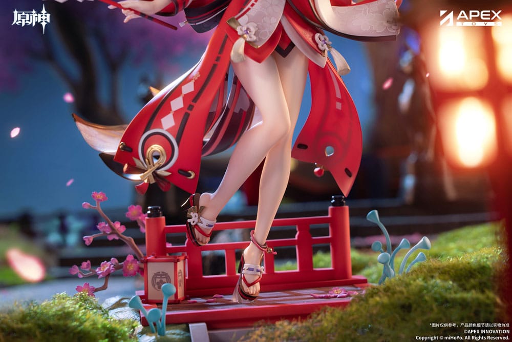Genshin Impact PVC Statue 1/7 Yae Miko Astute Amusement Ver. 28 cm