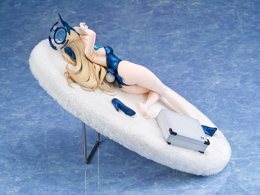 Blue Archive PVC Statue 1/7 Toki (Bunny Girl) Memorial Lobby Ver. 30 cm