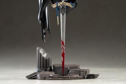 Reverse: 1999 Limepie Series PVC Statue Knight 17 cm