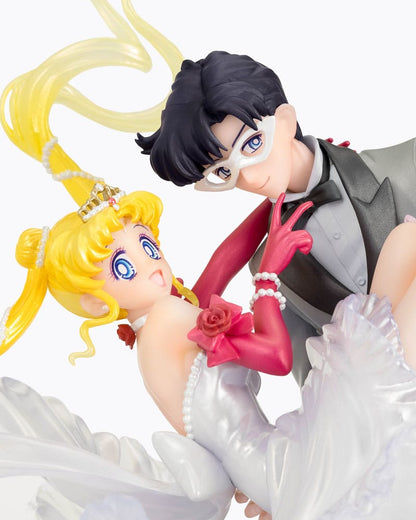 Sailor Moon FiguartsZERO Chouette PVC Statue Usagi & Tuxedo Mask Moonlight Glow Edition 24 cm