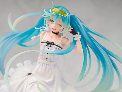 Hatsune Miku GT Project Original PVC Statue 1/7 Vacation Style Ver. 24 cm