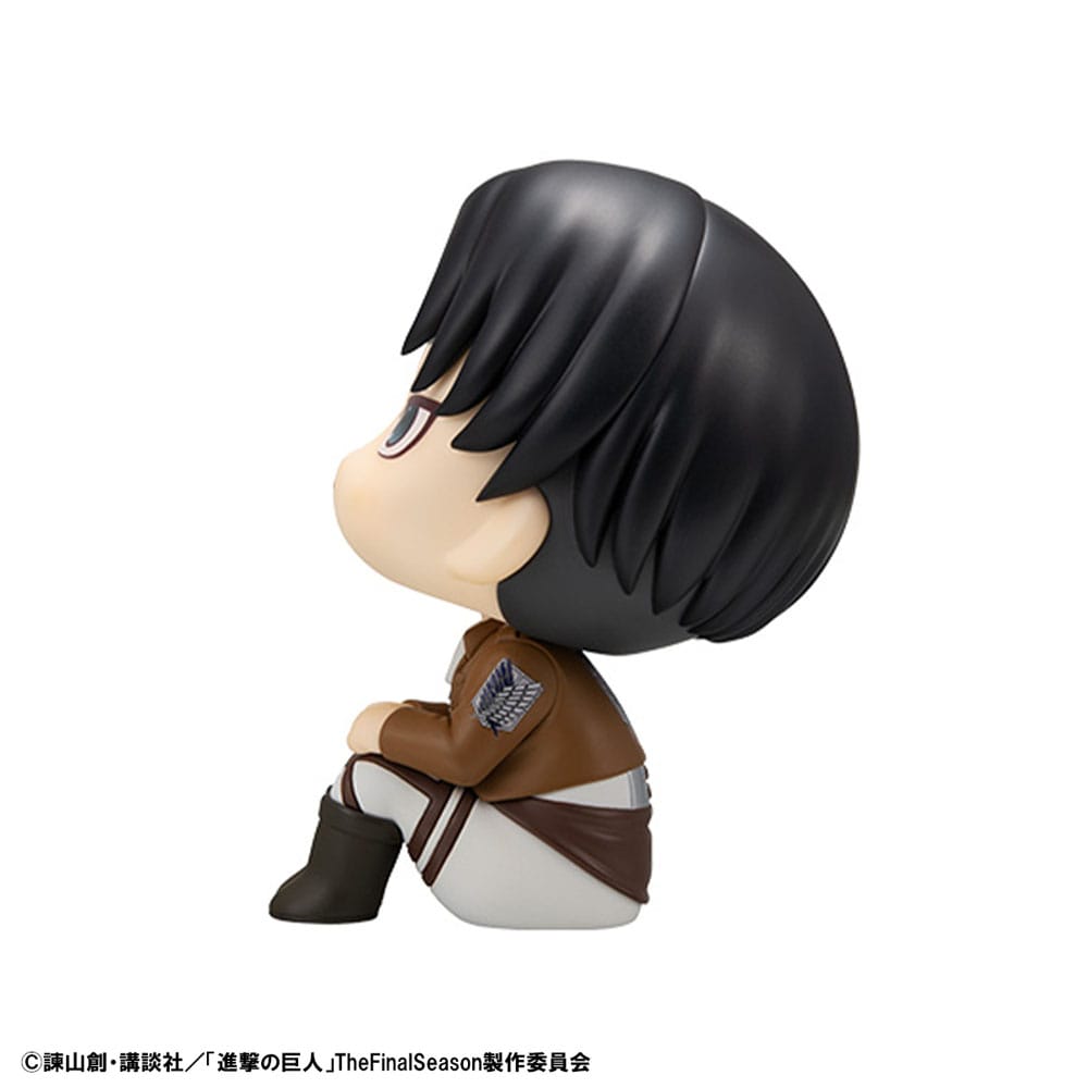 Attack on Titan Look Up PVC Statue Levi 11 cm